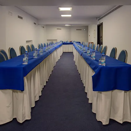 ホテル Vip エグゼクティブ サルダーニャ 4*