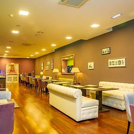 Отель Vip Executive Saldanha 4*