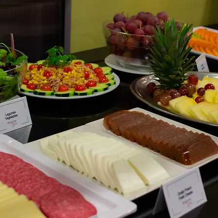 Vip Executive Saldanha Готель 4*