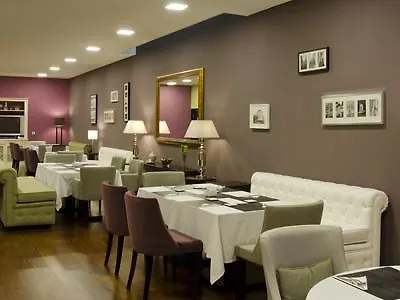 ホテル Vip エグゼクティブ サルダーニャ 4*