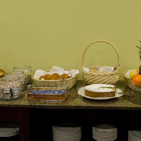 Vip Executive Saldanha Отель 4*