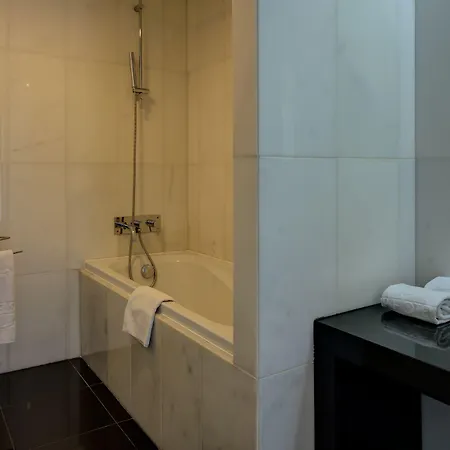 Отель Vip Executive Saldanha 4*